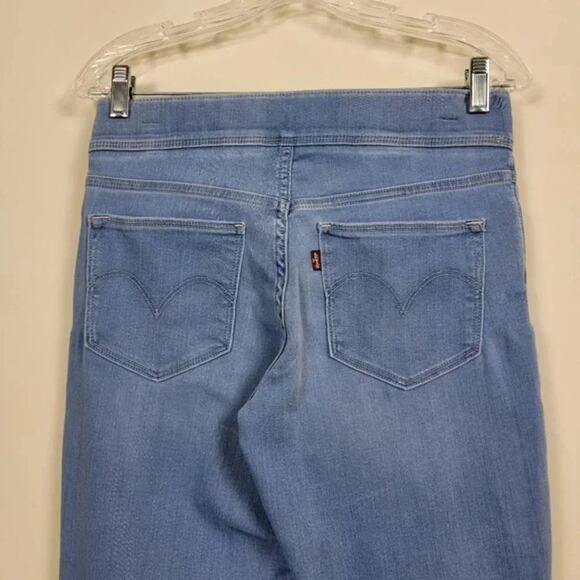 Levis High Rise Slim Leg Jeans Women Size 27 Light Wash Pull On Stretch - Picture 5 of 10